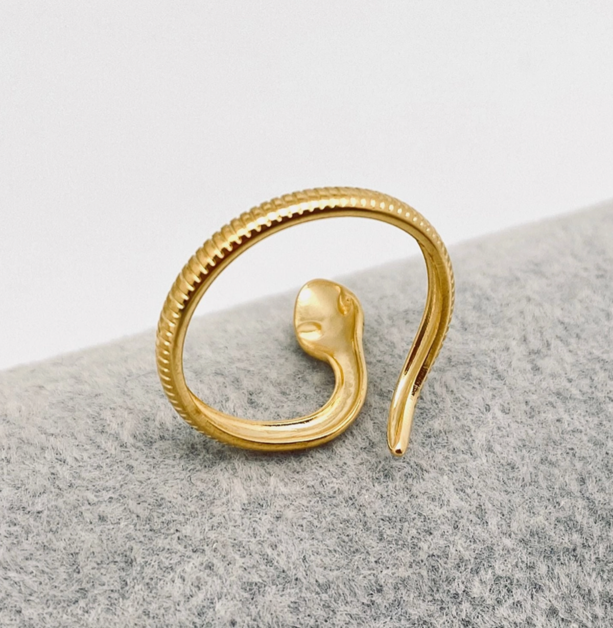 Green-Eyed Snake Ring