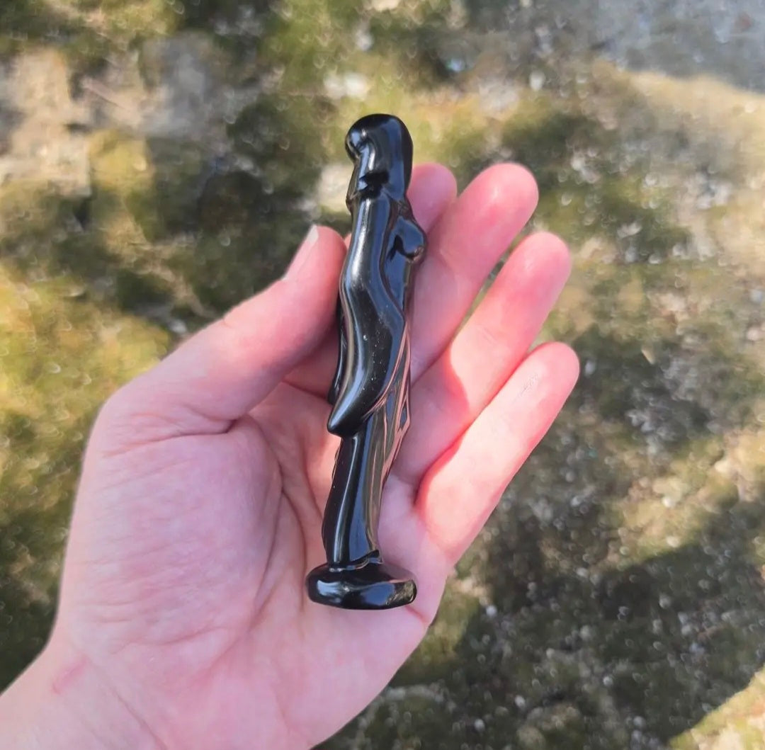 Obsidian Lady Grim Reaper Carving