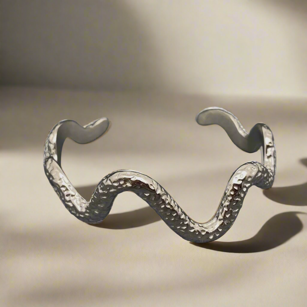 Wavy Snake Bangle Silver