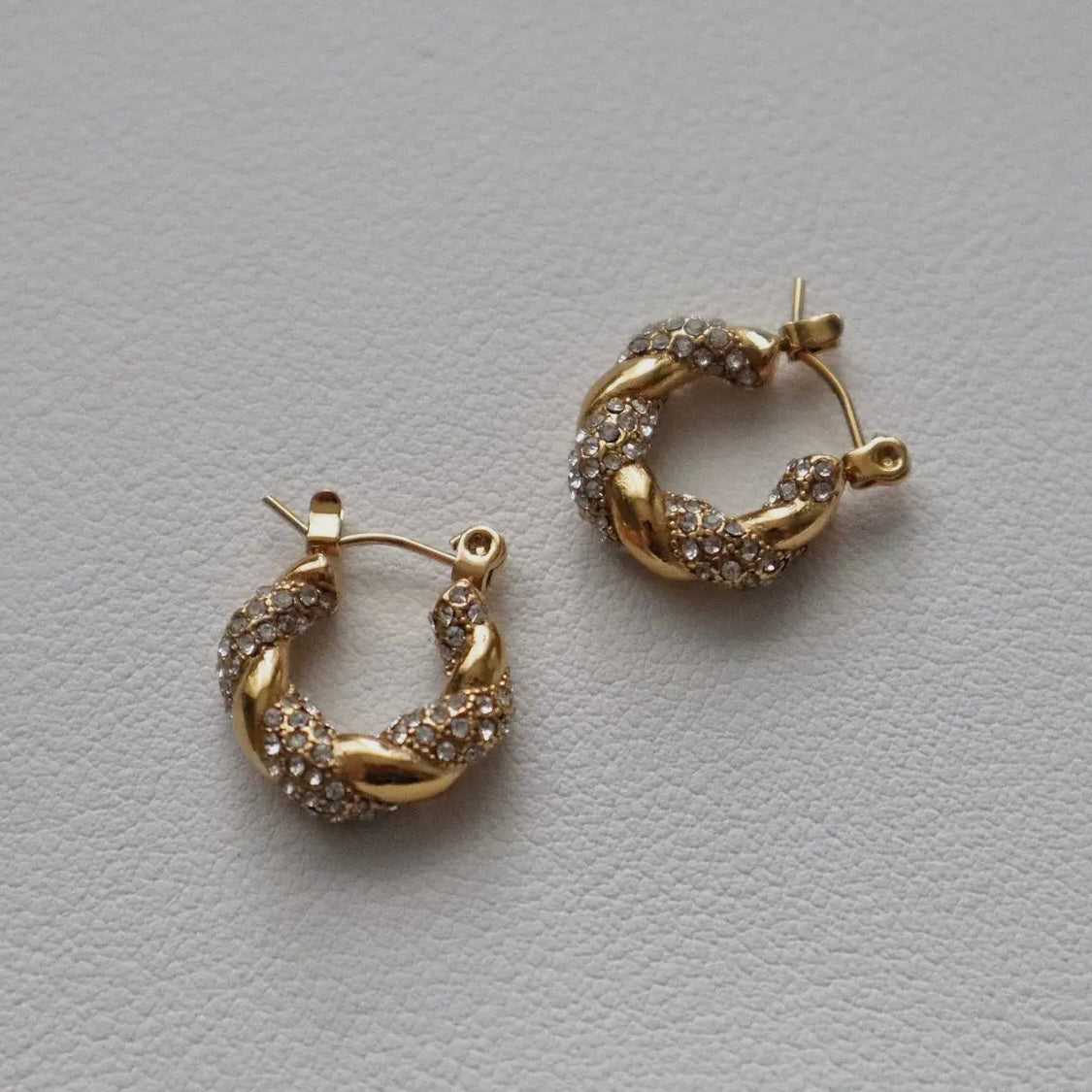 Small Twisted Hoops