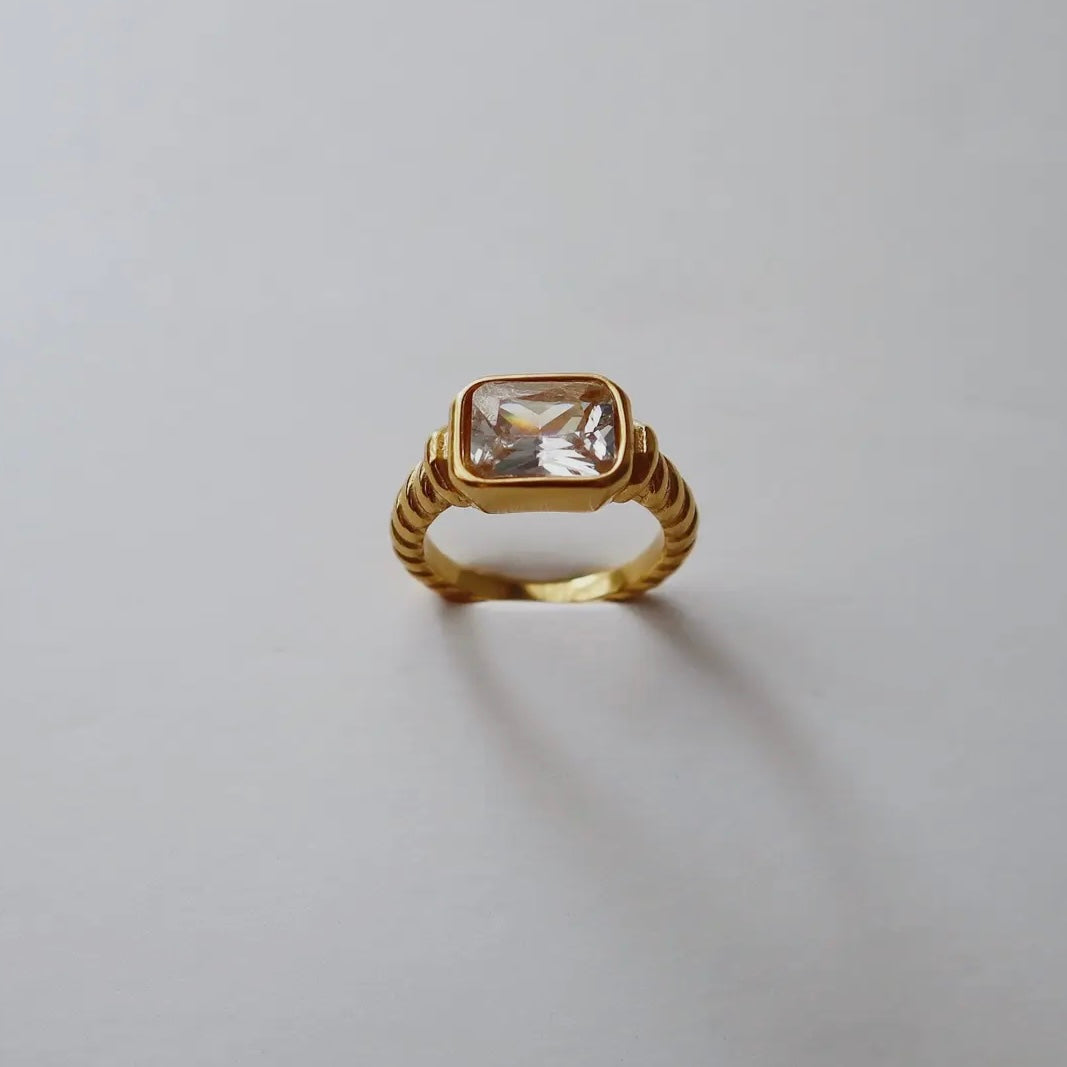 Deco Radiance Ring