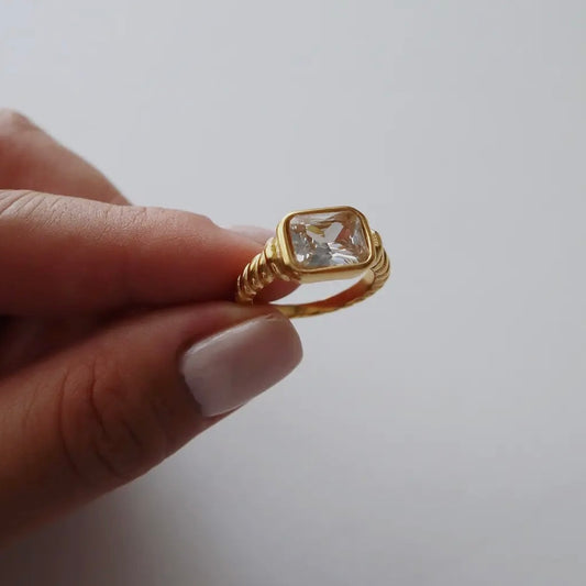 Deco Radiance Ring