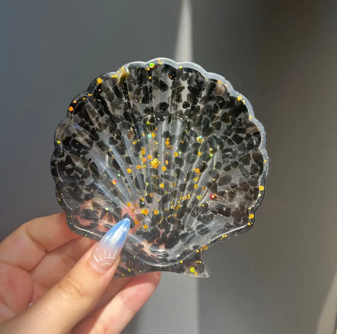 Black Obsidian Seashell Bowl