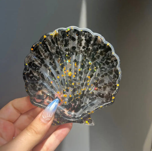 Black Obsidian Seashell Bowl