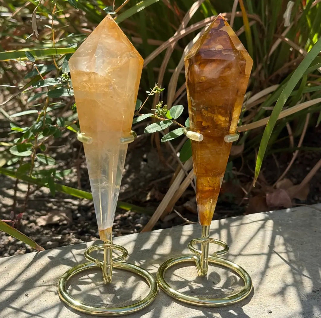 Golden Healer Wand with Gold Stand