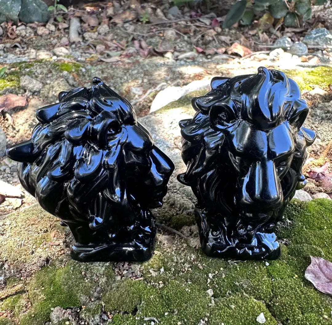 Obsidian Lion Carving