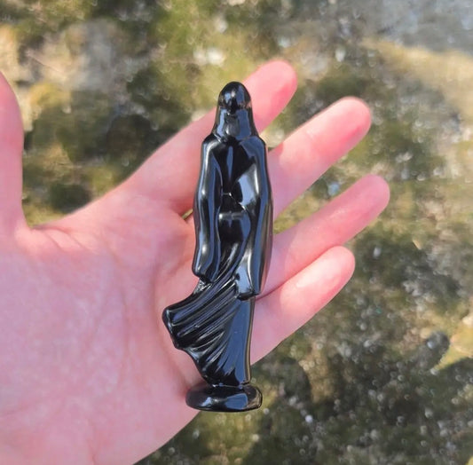 Obsidian Lady Grim Reaper Carving
