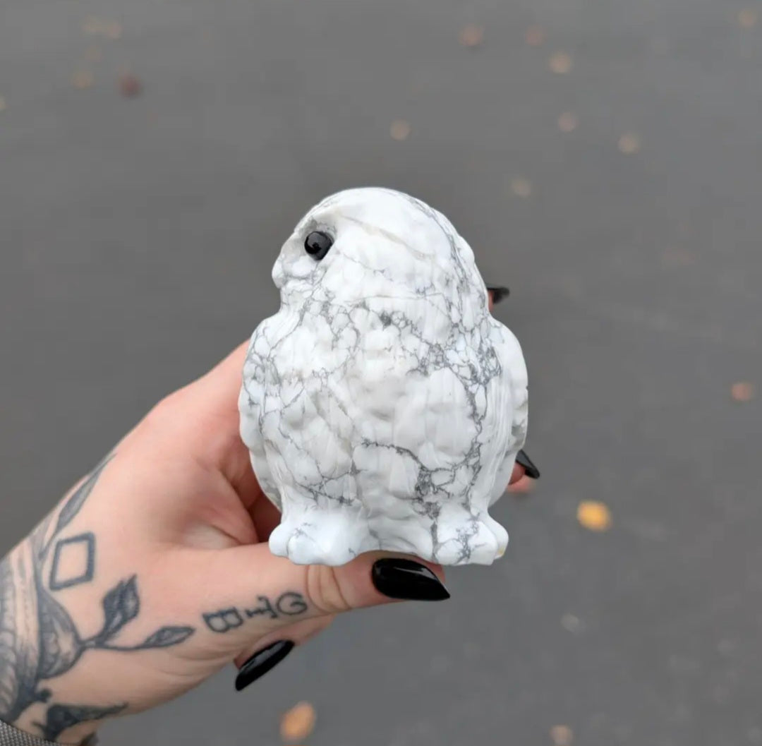 Howlite Owl Carving